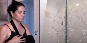 Yanında çocukları varken duşta oldu