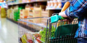 Evlerde varsa atınız