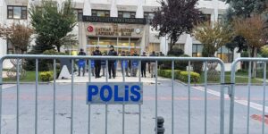 Belediyelere kayyumlar peş peşe