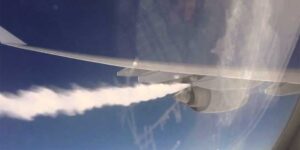 Uçak düştü vefat edenler var