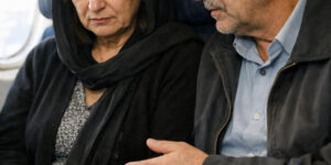 uçakta bir anda pilotun sesi