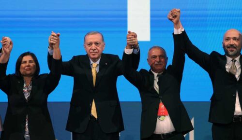 CHP’den AKP’ye Bir Geçiş Daha