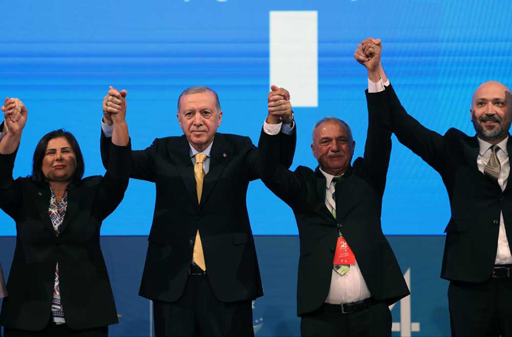 CHP’den AKP’ye Bir Geçiş Daha